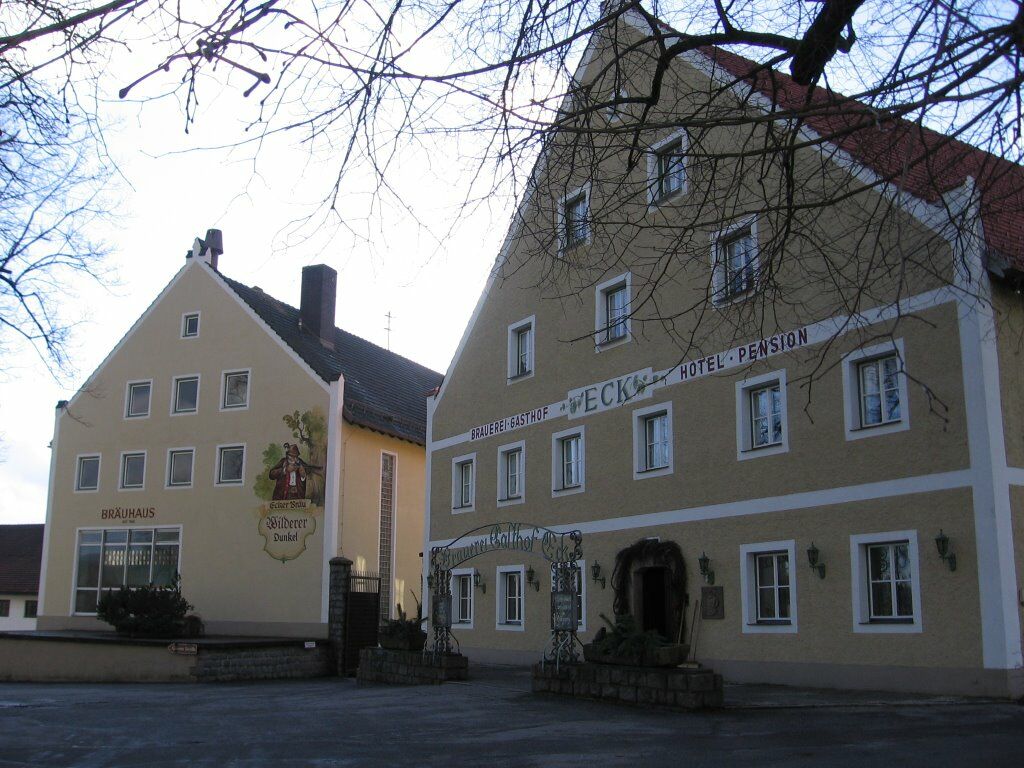 Hotel Brauerei-Gasthof Eck à Böbrach Extérieur photo